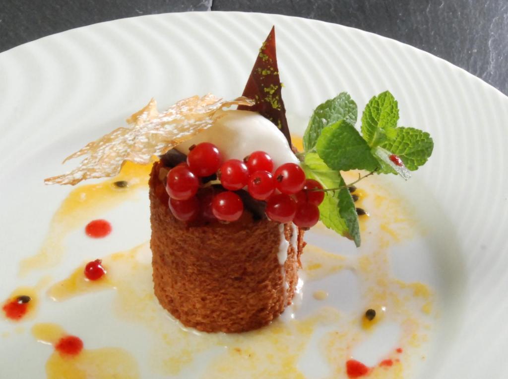 Logis Hotel Saint-Roch Pleumartin Esterno foto