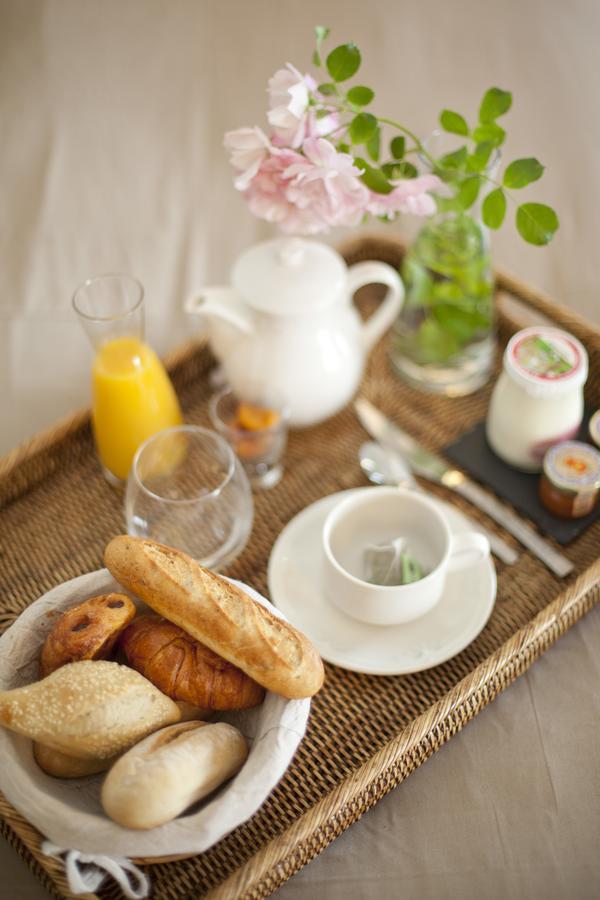 Logis Hotel Saint-Roch Pleumartin Esterno foto